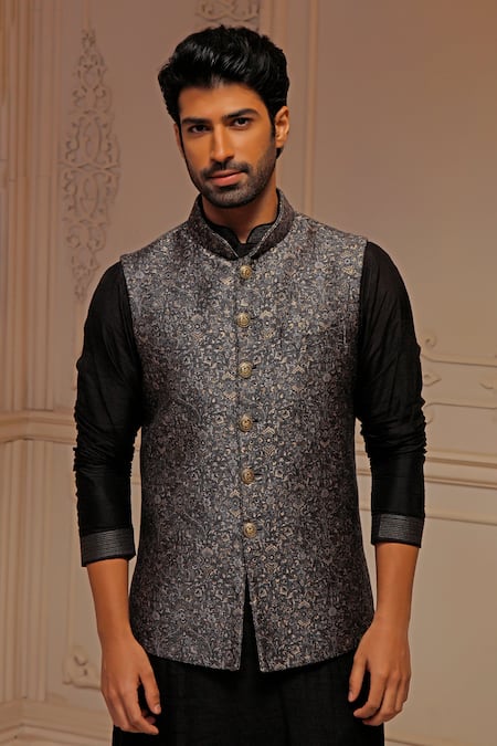 Vanshik Gray Silk Embroidery Floral Bundi Kurta Set Online at Aza Fashions Vanshik_Gray Silk Embroidery Floral Bundi Kurta Set_Online_at_Aza_Fashions