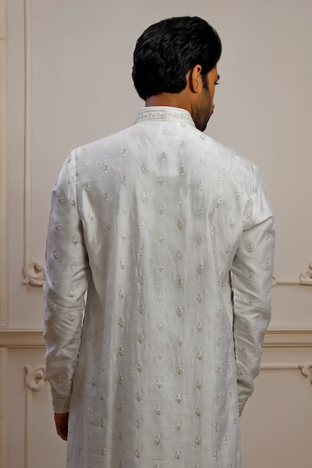 Vanshik Bloom Booti Embroidered Kurta Set 