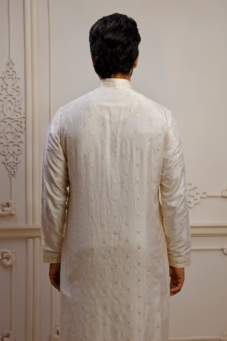Vanshik Damask Booti Embroidered Kurta Set 