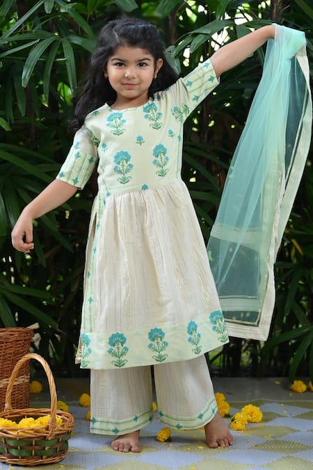 The Plum Bum Floral Pattern Long Kurta Pant Set 