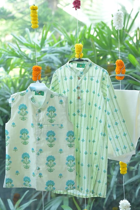 The Plum Bum_Multi Color Cotton Embroidery Multicolor Floral Printed Bundi Kurta Set _Online_at_Aza_Fashions