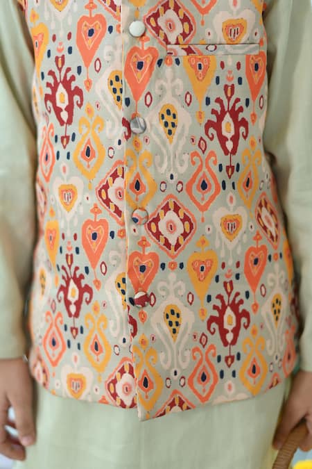 The Plum Bum_Multi Color Linen, Satin, Cotton Multicolor Abstract Print Bundi Kurta Set _Online_at_Aza_Fashions