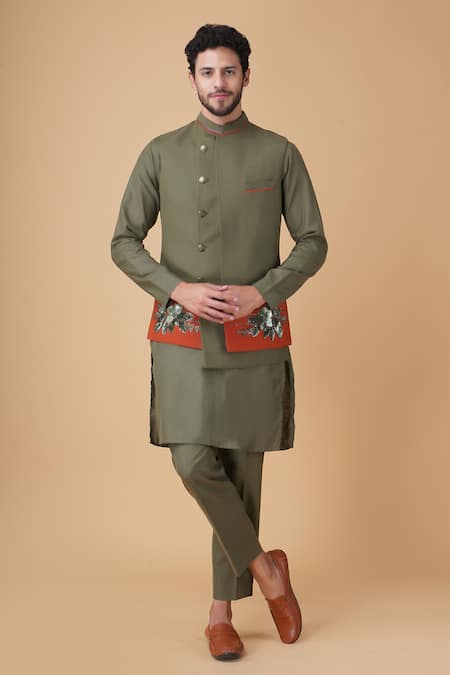 Manish Nagdeo Floral Embroidered Bundi Kurta Set 