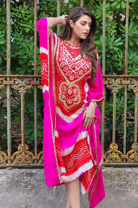 Etasha By Asha Jain_Multi Color Gabardine Embroidery Boat Neck Bandhani Kaftan _Online_at_Aza_Fashions