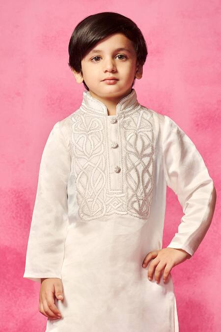 Neha Gursahani_Ivory Satin, Linen Patchwork Velvet Embroidered Kurta Set _Online_at_Aza_Fashions