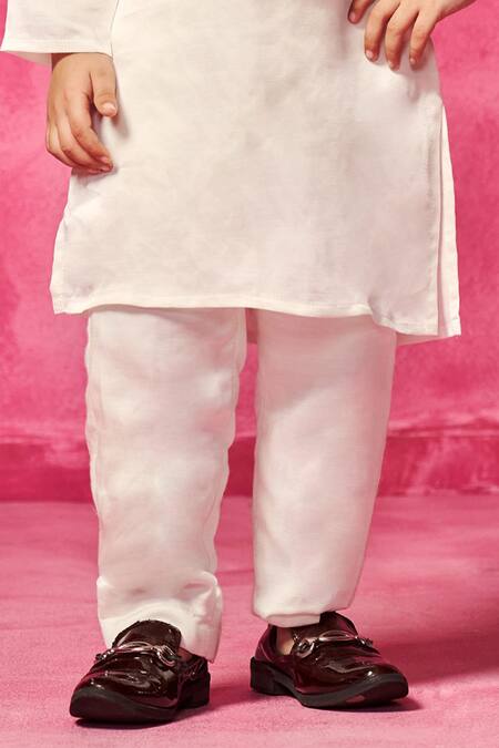 Buy_Neha Gursahani_Ivory Satin, Linen Patchwork Velvet Embroidered Kurta Set _Online_at_Aza_Fashions