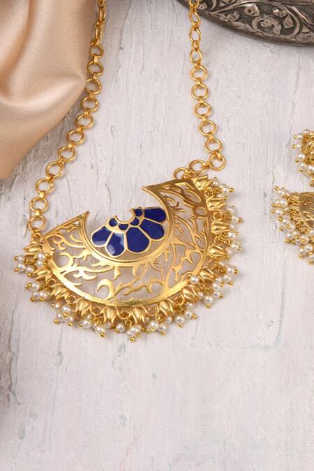 Buy_Totapari_Blue Metallic Thread, Pearls Embellished Mogra Necklace Set _Online_at_Aza_Fashions