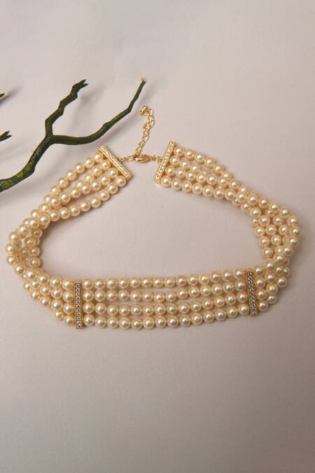 Buy Totapari Cream Beautiful World Pearl Three Layer Choker Online at Aza Fashions Buy_Totapari_Cream Beautiful World Pearl Three Layer Choker _Online_at_Aza_Fashions