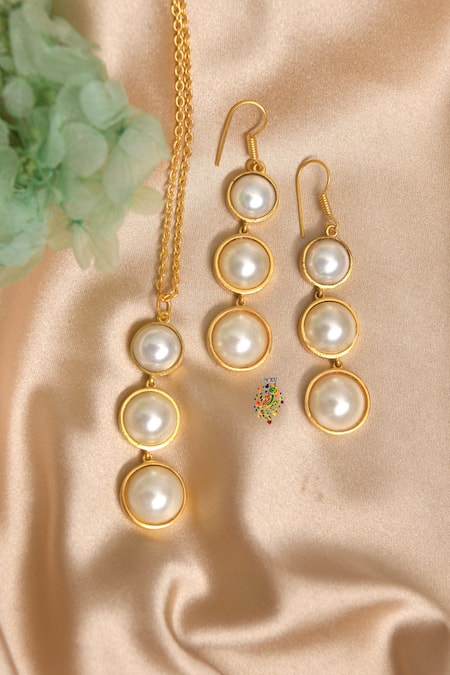 Shop Totapari Gold Plated Pearls Glimmer Drop Necklace Set at Aza Fashions Shop_Totapari_Gold Plated Pearls Glimmer Drop Necklace Set _at_Aza_Fashions