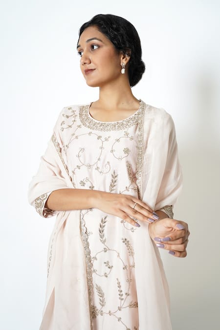 Shop Kameez Green Chanderi, Muslin, Cotton, Organza Floral Vine Gota Work Kurta Palazzo Set Online at Aza Fashions Shop_Kameez_Green Chanderi, Muslin, Cotton, Organza Floral Vine Gota Work Kurta Palazzo Set _Online_at_Aza_Fashions