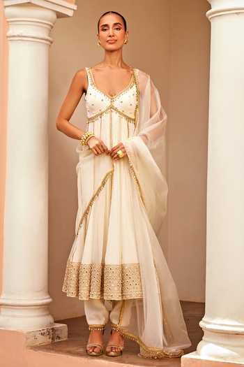 Shop_Ohaila Khan_White Chanderi, Organza Beads V-neck Rutvi Embellished Anarkali Pant Set _Online_at_Aza_Fashions