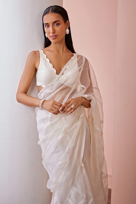Shop Ohaila Khan White Organza Beads, Lace V-neck Kiah Saree With Blouse Online at Aza Fashions Shop_Ohaila Khan_White Organza Beads, Lace V-neck Kiah Saree With Blouse _Online_at_Aza_Fashions