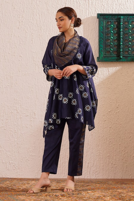 Buy OMI Blue Chanderi Cowl Neck Flowery Motif Print Tunic Kurta Pant Set Online at Aza Fashions Buy_OMI_Blue Chanderi Cowl Neck Flowery Motif Print Tunic Kurta Pant Set _Online_at_Aza_Fashions