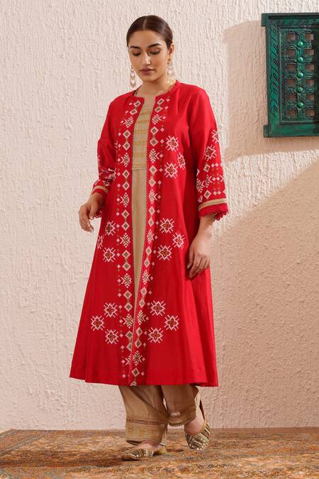 Omi_Red Chanderi Embroidery Round Neck Floral Block Print Jacket Pant Set _Online_at_Aza_Fashions