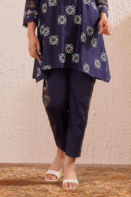 Omi_Blue Chanderi Embroidery V-neck Flora Block Print Tunic Pant Set _Online_at_Aza_Fashions