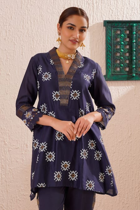 Shop_Omi_Blue Chanderi Embroidery V-neck Flora Block Print Tunic Pant Set _Online_at_Aza_Fashions