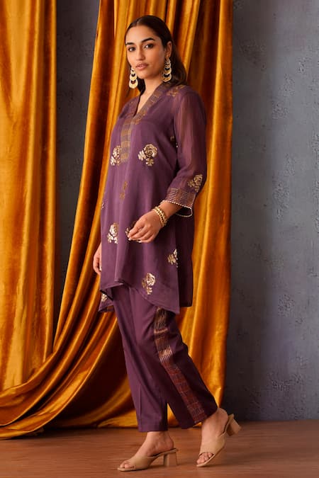OMI_Wine Chanderi Embroidery, Sequins Collared Tapered Tunic Pant Set _at_Aza_Fashions