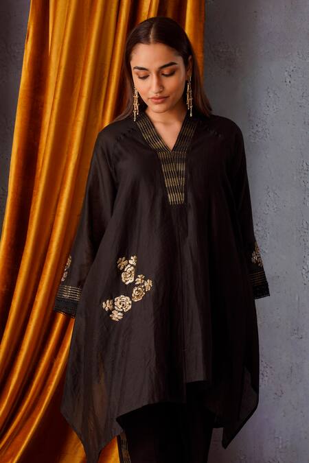 Omi_Black Chanderi Sequins, Embroidery V-neck Flower Patch Tunic Pant Set _Online_at_Aza_Fashions