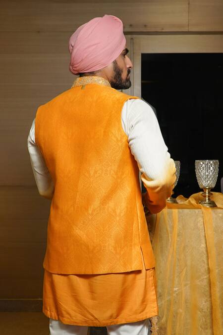 Buy_Soniya G_Yellow Cotton Embroidery Mustard Damask Bundi Kurta Set _Online_at_Aza_Fashions