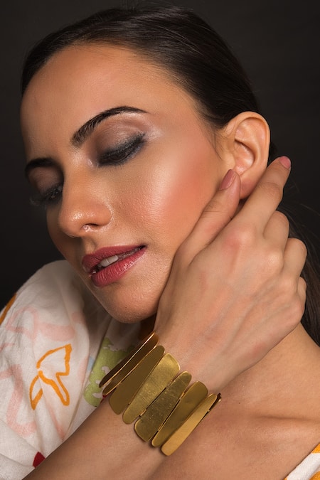 Shop Queens Jewels Gold Plated Eva Eternal Radiance Bracelet at Aza Fashions Shop_Queens Jewels_Gold Plated Eva Eternal Radiance Bracelet _at_Aza_Fashions