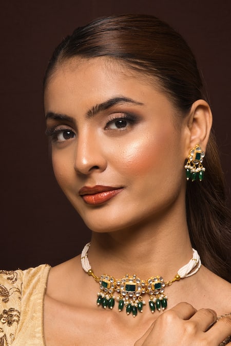 Queens Jewels Kundan Embellished Choker Set 