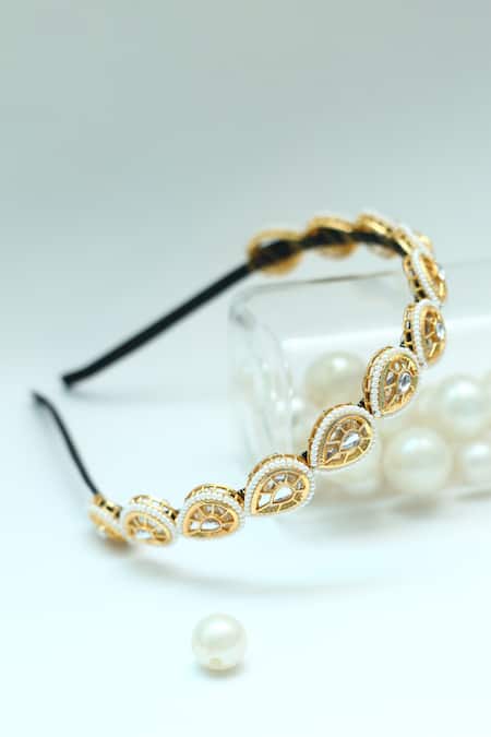 Foot Fuel Gold Beads, Stones Embellished Teardrop Broach Hairband 