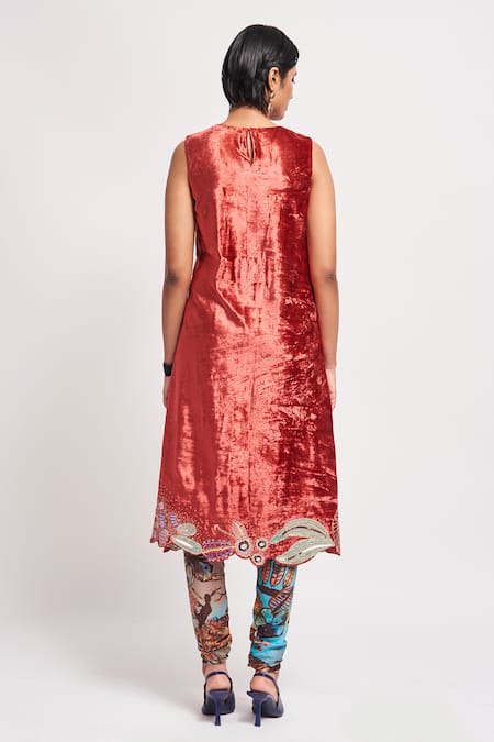 Shop Aisha Rao Red Velvet Sequins Round Neck Imara Embellished Straight Kurta And Churidar Set at Aza Fashions Shop_Aisha Rao_Red Velvet Sequins Round Neck Imara Embellished Straight Kurta And Churidar Set _at_Aza_Fashions