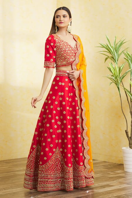 Shop_Vandana Sethi_Red Silk Embroidery, Mirrors, Gota Patti Plunge Floral And Bridal Lehenga Set _Online_at_Aza_Fashions