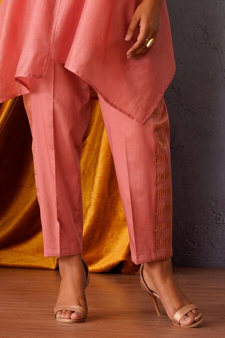 Buy_OMI_Pink Chanderi Sequins V-neck Asymmetric Floral Embroidered Tunic Pant Set 