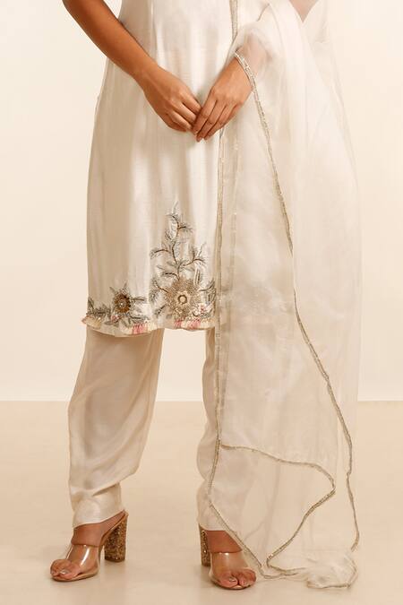 Shop Garo Off White , , Embroidery Scoop Neck Hand Kurta Pant Set Online at Aza Fashions Shop_Garo_Off White , , Embroidery Scoop Neck Hand Kurta Pant Set_Online_at_Aza_Fashions