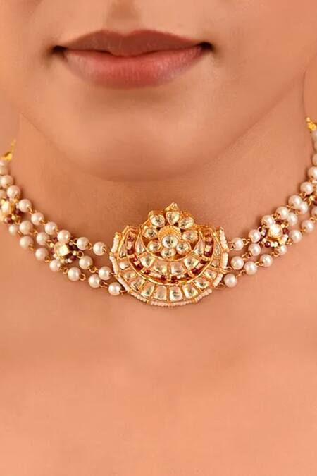 MAISARA JEWELRY Gold Plated Pearl Embellished Jadau Choker Online at Aza Fashions MAISARA JEWELRY_Gold Plated Pearl Embellished Jadau Choker _Online_at_Aza_Fashions