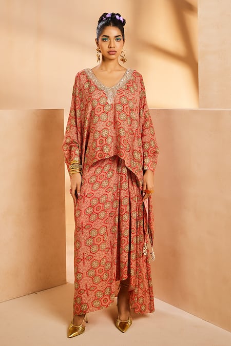 Aneesh Agarwaal_Red Crepe Sequins, Metallic Thread V-neck Floral Pattern Kaftan And Dhoti Pant Set _Online_at_Aza_Fashions