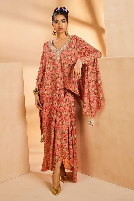 Buy_Aneesh Agarwaal_Red Crepe Sequins, Metallic Thread V-neck Floral Pattern Kaftan And Dhoti Pant Set _Online_at_Aza_Fashions