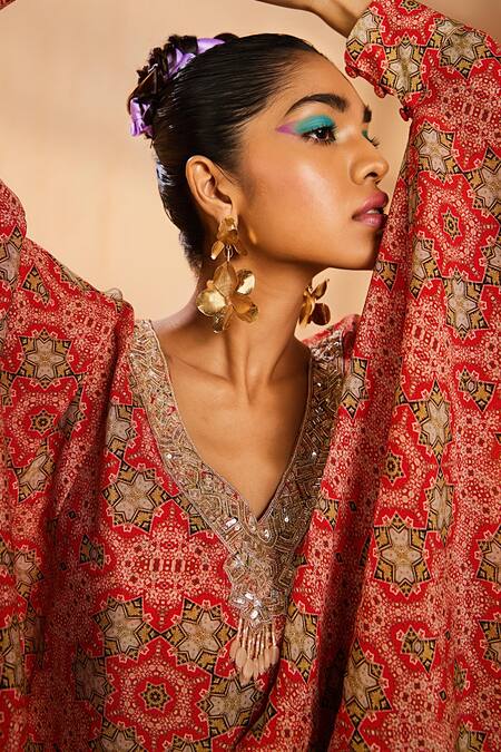 Shop_Aneesh Agarwaal_Red Crepe Sequins, Metallic Thread V-neck Floral Pattern Kaftan And Dhoti Pant Set _Online_at_Aza_Fashions