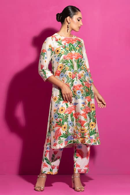 SAKSHAM & NEHARICKA Champa Bagh Floral Print Kurta 