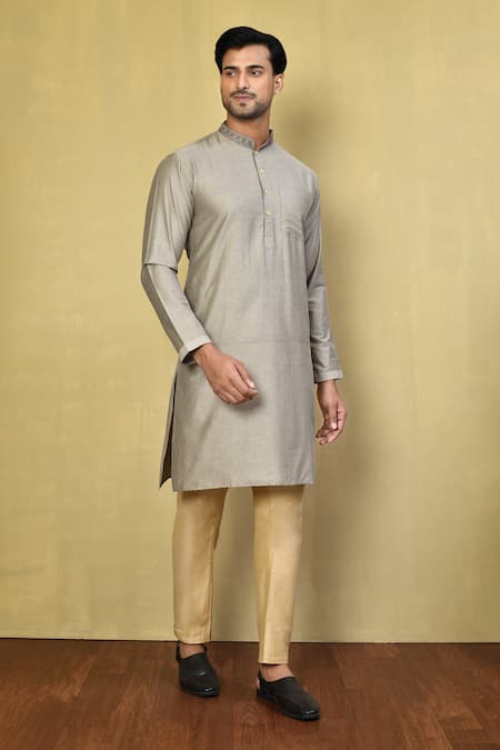 Arihant Rai Sinha Plain Kurta Set 