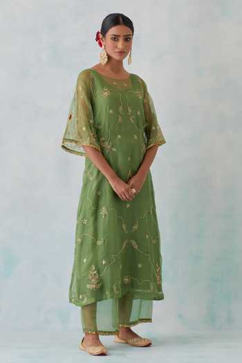 Buy_Ikshita Choudhary_Green Chanderi, Tissue Sequins, Beads, Zari, Thread Kurta And Flared Pant Set _Online_at_Aza_Fashions