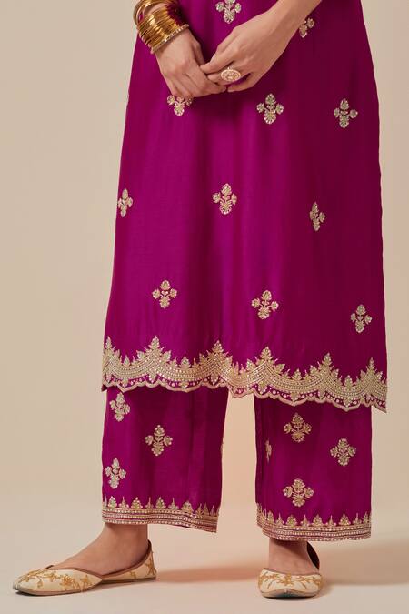 Shop_Ikshita Choudhary_Magenta Chanderi Silk Cut Work, Embroidery Collared Geometric Kurta And Pant Set_Online_at_Aza_Fashions
