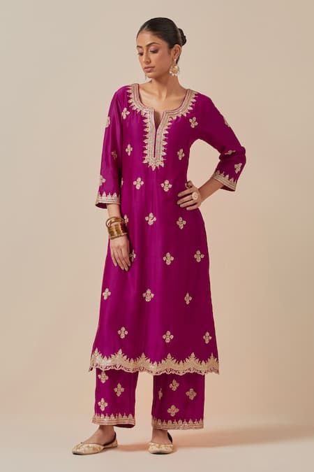 Ikshita Choudhary Magenta Chanderi Silk, Tissue, Organza Cut Work, Beads, Geometric Kurta Set Online at Aza Fashions Ikshita Choudhary_Magenta Chanderi Silk, Tissue, Organza Cut Work, Beads, Geometric Kurta Set _Online_at_Aza_Fashions