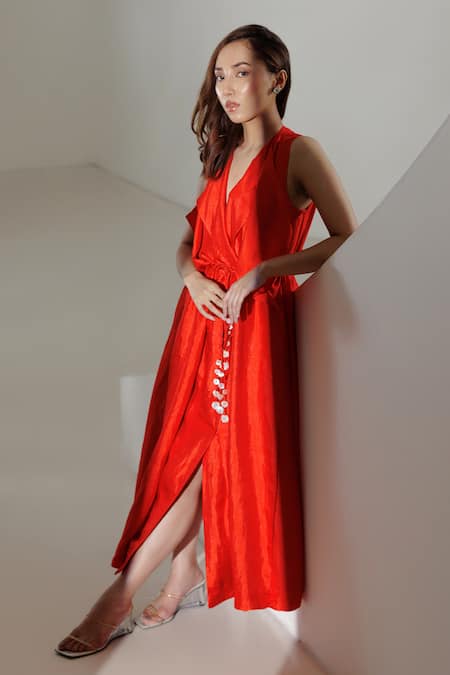 Kavya Singh Kundu Red Handloom Cotton, Silk V-neck Dione Handwoven Mulberry Dress Online at Aza Fashions Kavya Singh Kundu_Red Handloom Cotton, Silk V-neck Dione Handwoven Mulberry Dress _Online_at_Aza_Fashions