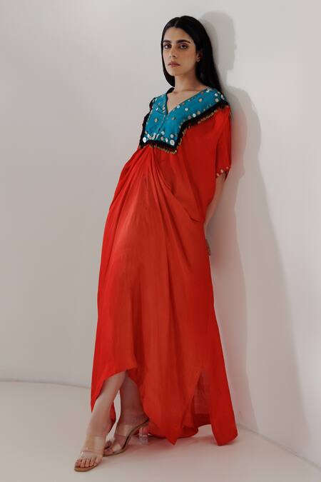 Kavya Singh Kundu Red Handloom Cotton Embroidery V-neck Anka Handwoven Mulberry Silk Kaftan Online at Aza Fashions Kavya Singh Kundu_Red Handloom Cotton Embroidery V-neck Anka Handwoven Mulberry Silk Kaftan _Online_at_Aza_Fashions