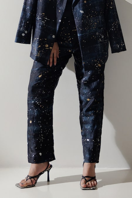 Kavya Singh Kundu Black Silk, Handloom Cotton Nova Handwoven Mulberry Blazer With Trouser Online at Aza Fashions Kavya Singh Kundu_Black Silk, Handloom Cotton Nova Handwoven Mulberry Blazer With Trouser _Online_at_Aza_Fashions