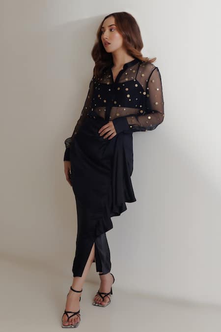 Shop Kavya Singh Kundu Black Handloom Cotton Vega Handwoven Mulberry Silk Skirt at Aza Fashions Shop_Kavya Singh Kundu_Black Handloom Cotton Vega Handwoven Mulberry Silk Skirt _at_Aza_Fashions