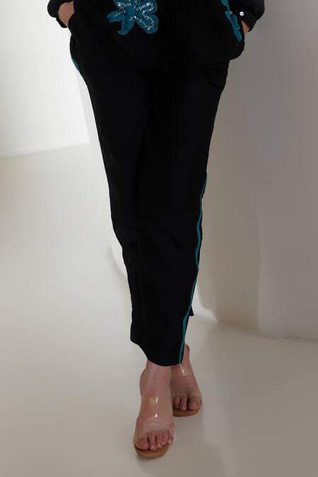 Kavya Singh Kundu Black Applique V-neck Cyrus Handwoven Mulberry Silk Shirt With Trouser Online at Aza Fashions Kavya Singh Kundu_Black Applique V-neck Cyrus Handwoven Mulberry Silk Shirt With Trouser _Online_at_Aza_Fashions