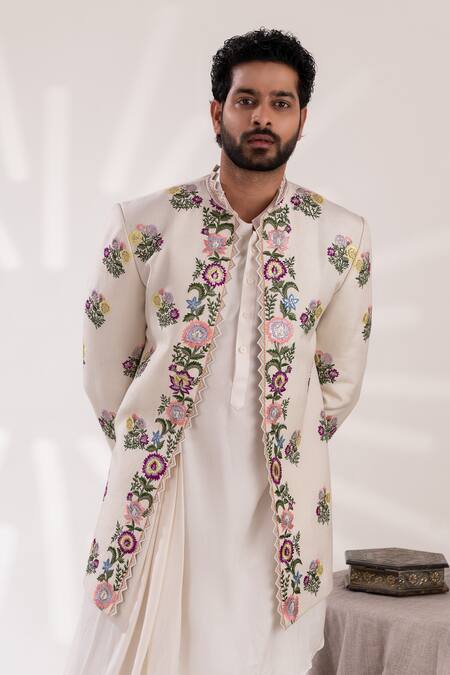 Shop_Tira By Naresh Raj_Ivory Chanderi Silk Embroidered Dahlia Bloom Jacket Kurta Set _Online_at_Aza_Fashions