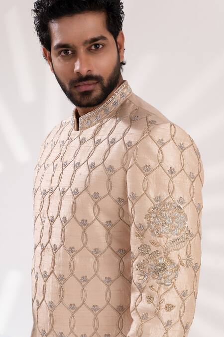 Tira By Naresh Raj_Ivory Raw Silk Embroidered Mughal Bloom Sherwani Set  _at_Aza_Fashions
