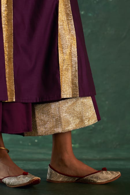 Charkhee_Purple Chanderi, , Satin Gota Patti Split Embellished Kurta Set _Online_at_Aza_Fashions