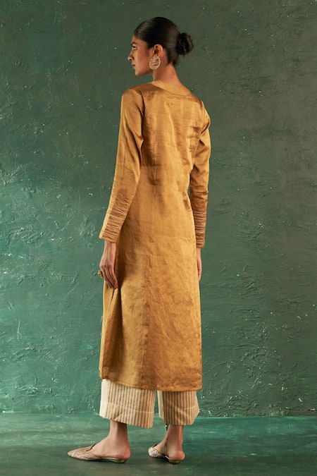 Shop_Charkhee_Gold Silk, Cotton, Organza Embroidery V-neck Woven And Kurta Set _at_Aza_Fashions