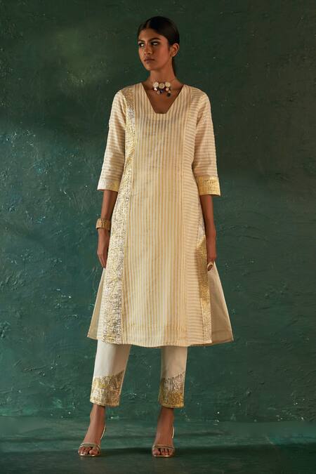Charkhee_Off White Silk, Cotton, Poplin, Chanderi Striped Pattern Straight Kurta Pant Set _at_Aza_Fashions
