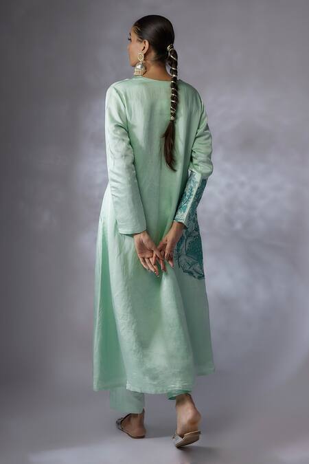 Shop Shreeka Green Silk Organza, Linen Embroidery Split V-neck Lotus Side Kurta Pant Set at Aza Fashions Shop_Shreeka_Green Silk Organza, Linen Embroidery Split V-neck Lotus Side Kurta Pant Set _at_Aza_Fashions